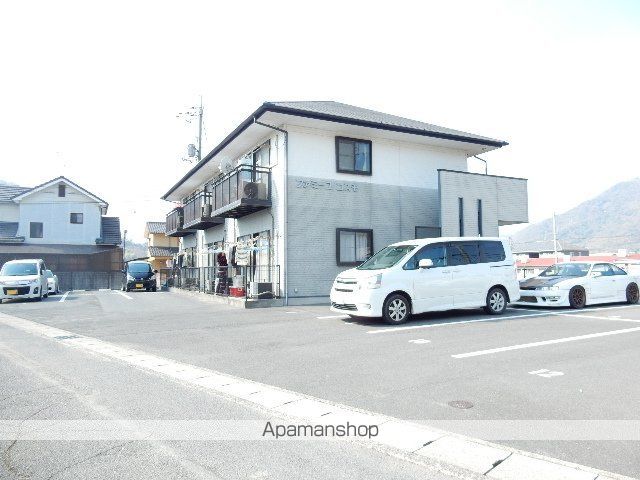 ファミーユコスモの外観写真