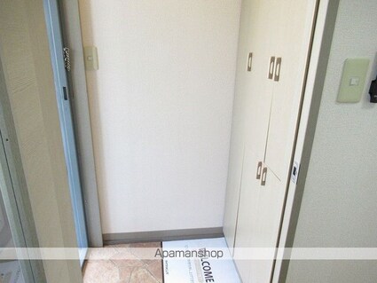 ロイヤルストーク　Ｂ[2DK/40.29m2]の玄関