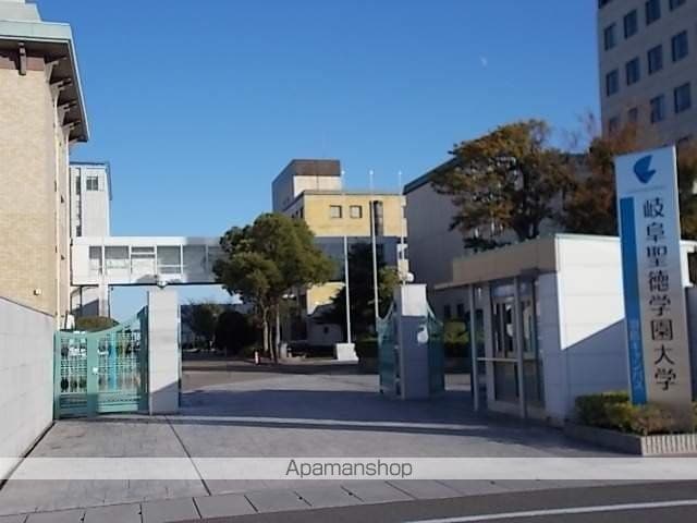 ソレイユAの周辺写真