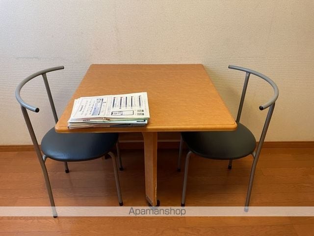 レオパレス西波止場の内装写真