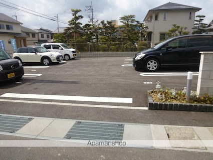 Ｃａｓａ　Ｓｏｌｅｉｌ[3LDK/79.88m2]の駐車場1