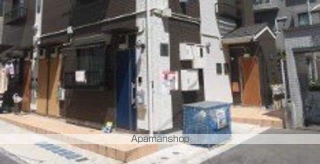 Kコート南小岩の玄関写真