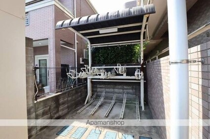 パインツリーコート[3DK/64.81m2]のロビー