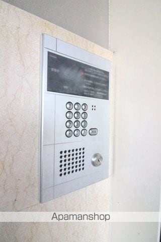 スリーリングの内装写真