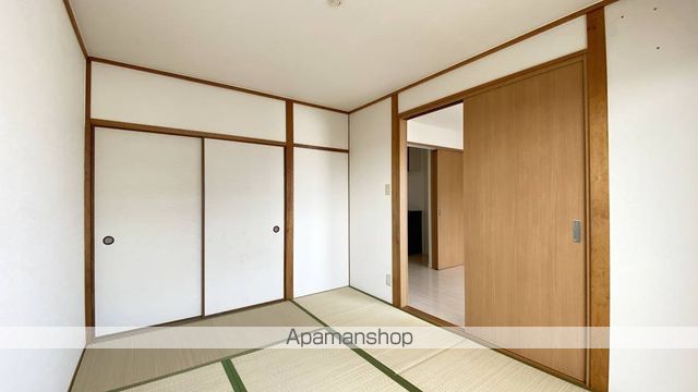 サクシード今の内装写真