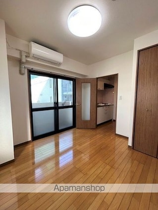 クレアシオン六本木[1K/20.52m2]のリビング・居間2
