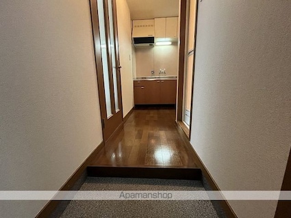 メゾン蔵[1K/18.63m2]の玄関