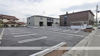 Ｏｎｅ　Ｔｈｏｕｓａｎｄ　Ⅰ[1K/33.2m2]の駐車場