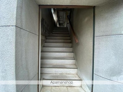 幸ビル[2K/41.4m2]の共用部1