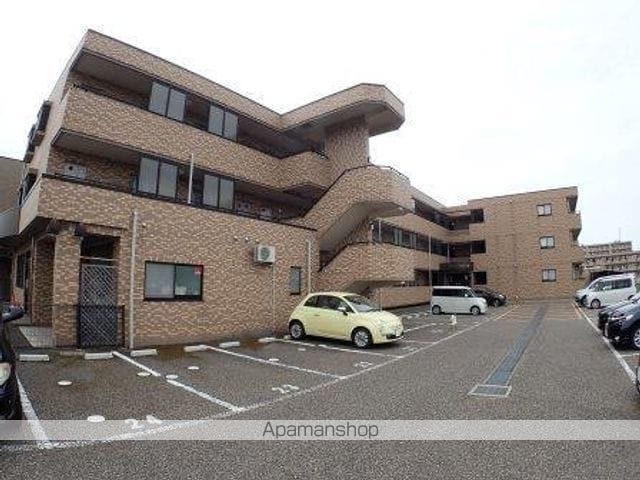 プライムスクエア女池の外観写真