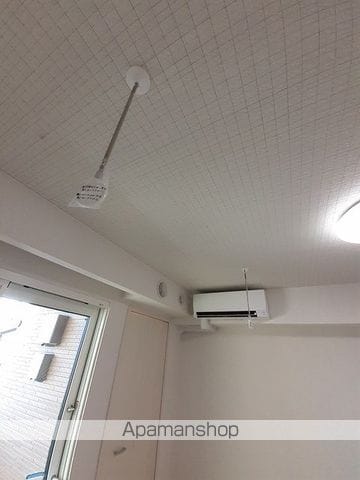 モンベルの内装写真