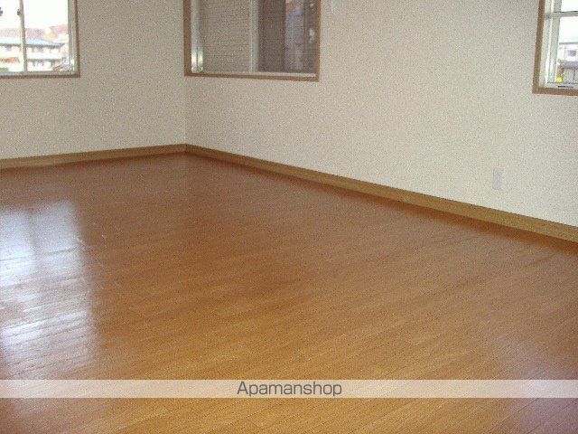 グリーンパレス三島の内装写真