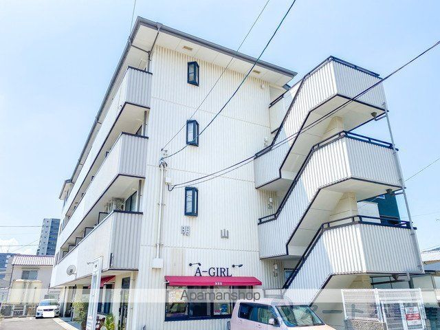 伊予鉄道本町線 本町六丁目駅 徒歩9分 4階建 築29年の外観写真