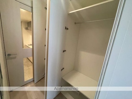 ザ・パークハビオ新宿[1K/25.12m2]の収納