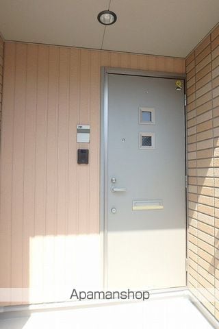 グランシャリオの玄関写真