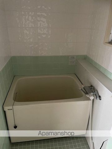 鷹の羽マンションの内装写真