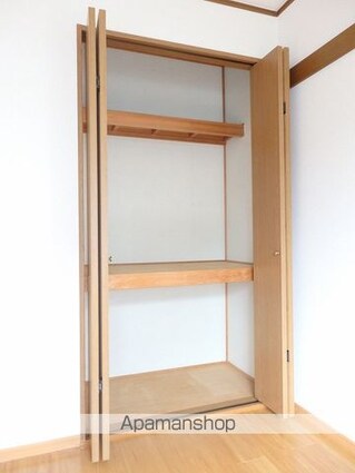 ソレアード石井　Ｂ[2DK/44.34m2]の収納