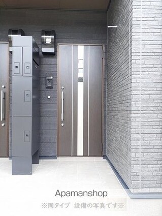 ルクス[1LDK/50.01m2]の玄関