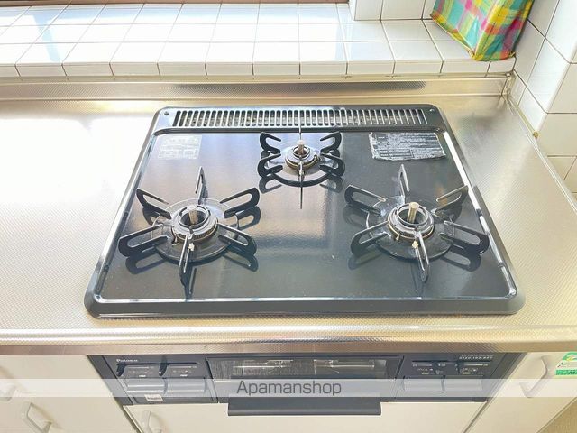 ひばりヶ丘マンションDの内装写真