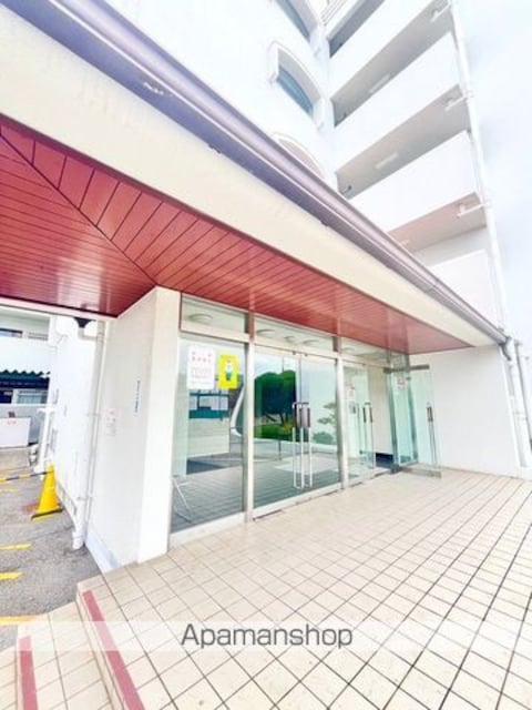 和歌山セントポリア（４０３号）[3LDK/60m2]のエントランス