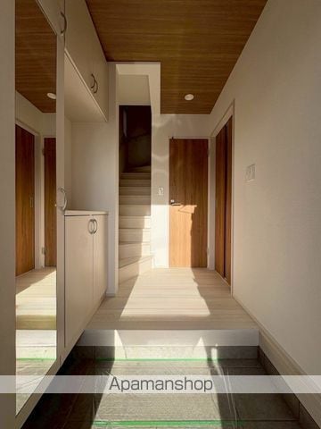 八王子市 2階建 築3年の内装写真