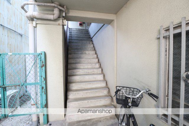 海老山マンションの玄関写真