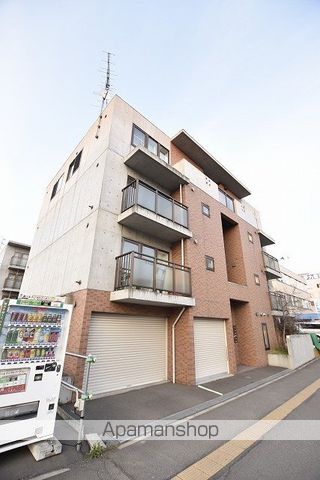 ファーストレートの外観写真