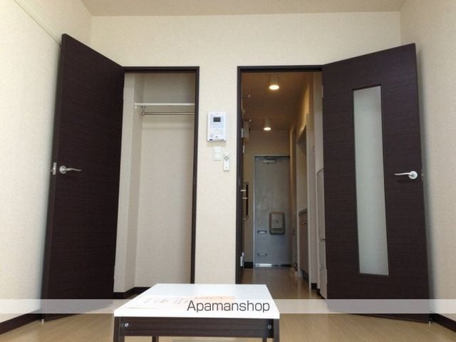 レオネクスト八木町の内装写真
