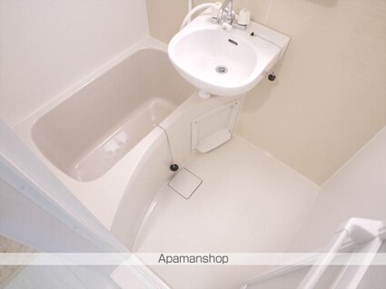 ＫＫハウス金町[1K/16.27m2]のバス