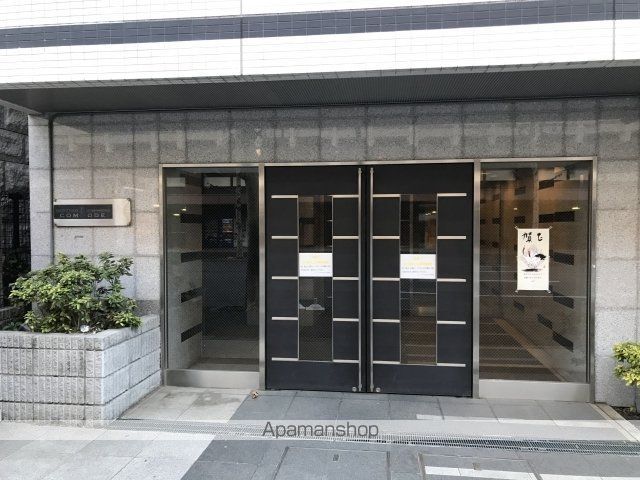 メインステージ千代田岩本町コモデの玄関写真