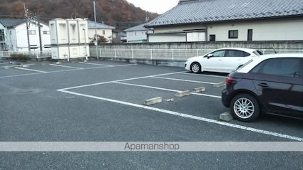 レオパレス阿左美[1K/20.81m2]の駐車場