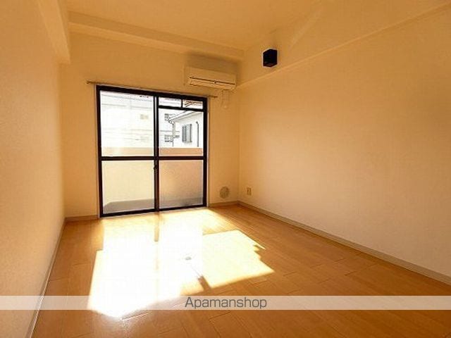 ライオンズマンション西霞町第2の内装写真