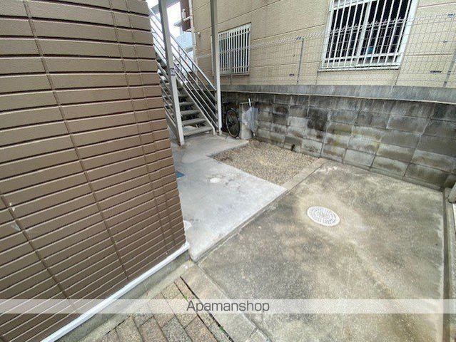 レオパレスWAKAKUSAの玄関写真