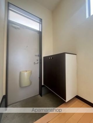 パストラルヤマノ[3LDK/74.1m2]の玄関