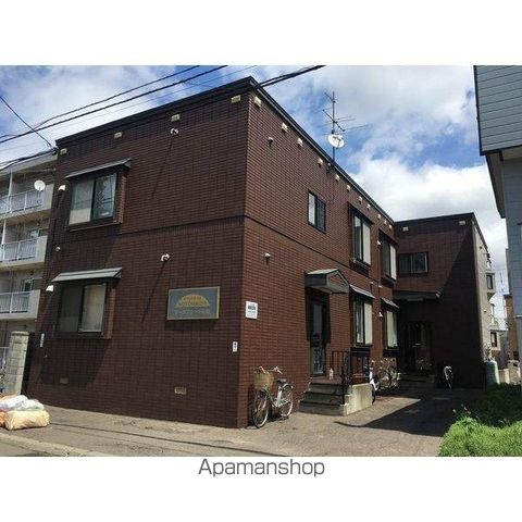 ジークフリート元町の玄関写真