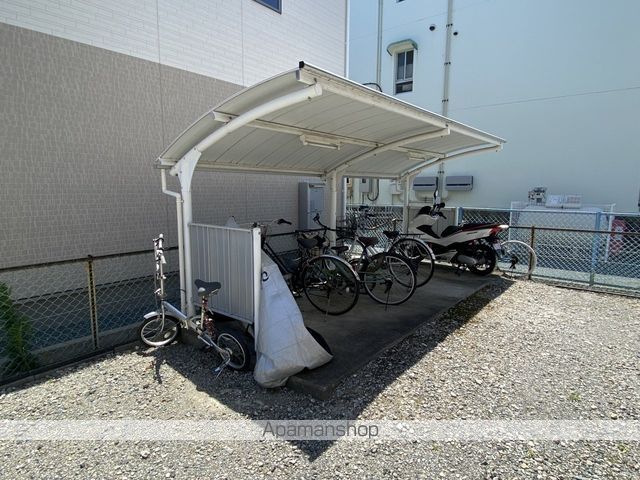広野マンションの外観写真