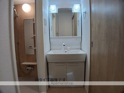 フィオーレＨ[1LDK/50.43m2]の洗面所