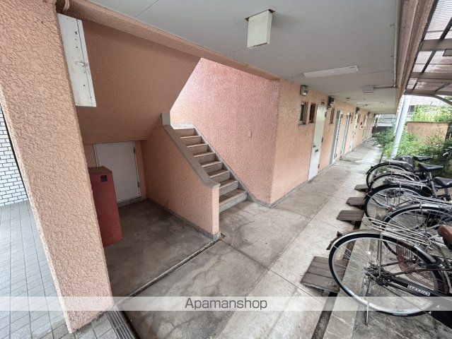 大和ビルマンションB棟の玄関写真