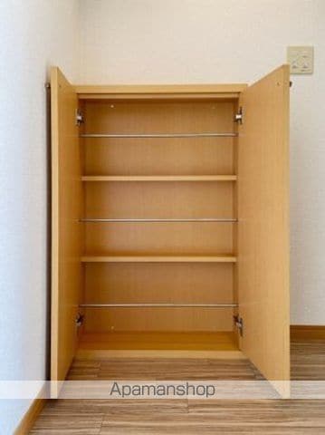 ピュア高宮参番館の内装写真