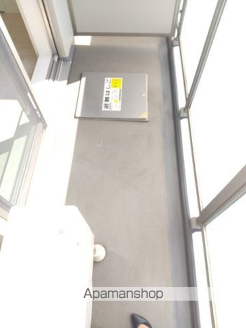東京都杉並区高円寺南５丁目[1R/26.67m2]のバルコニー