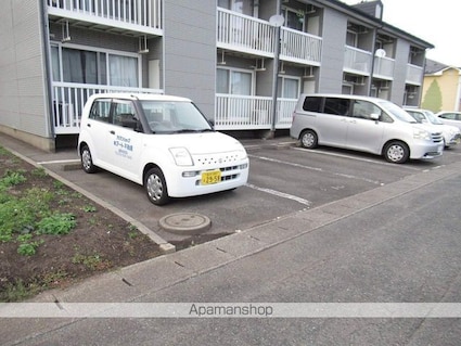 パークレーンホームズＦ[1DK/29.62m2]の駐車場1