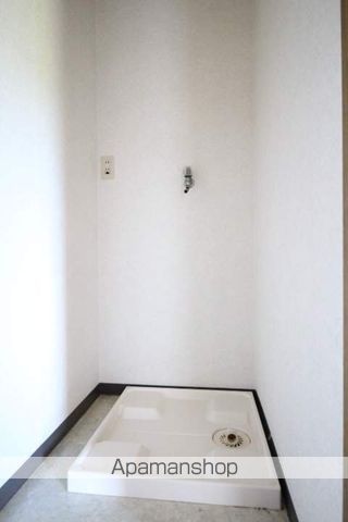 西山ハイツIIIの内装写真