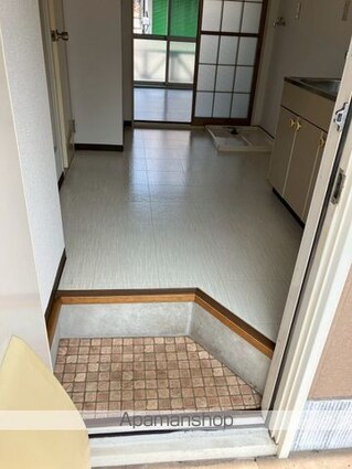 アーバン東福山[1K/21m2]の玄関