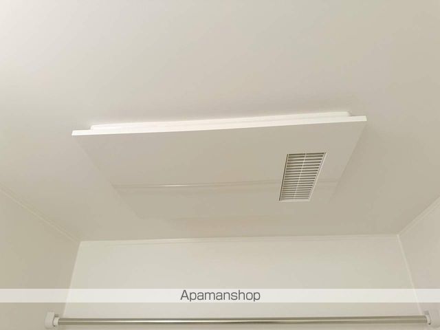 セレニテ本町東リアンの内装写真