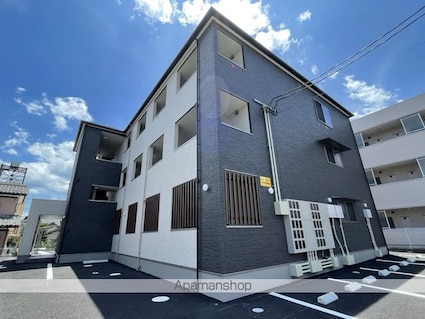 スペチアーレ[1K/24.22m2]の外観1