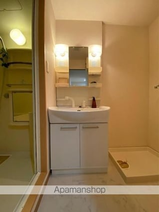 パインズコート新居　Ｅ棟[2LDK/57.96m2]の洗面所