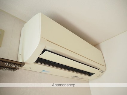 ＬＯＴＵＳ　ＣＯＵＲＴ[2K/32.8m2]の内装4