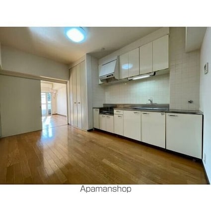 アーバンドエル杁中[1DK/35.1m2]のリビング・居間1