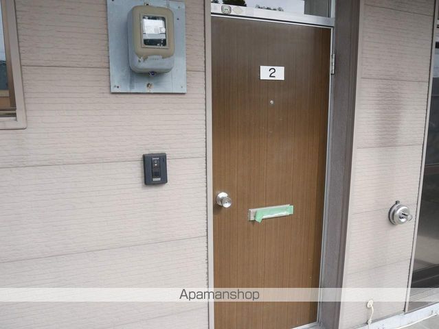 真澄ハイツの玄関写真
