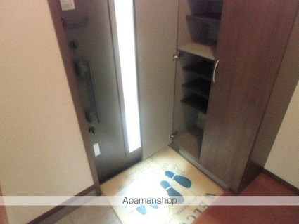 Ｓｕｎｎｙ　ｗｅｌｌ　Ａ[2LDK/61.49m2]の玄関